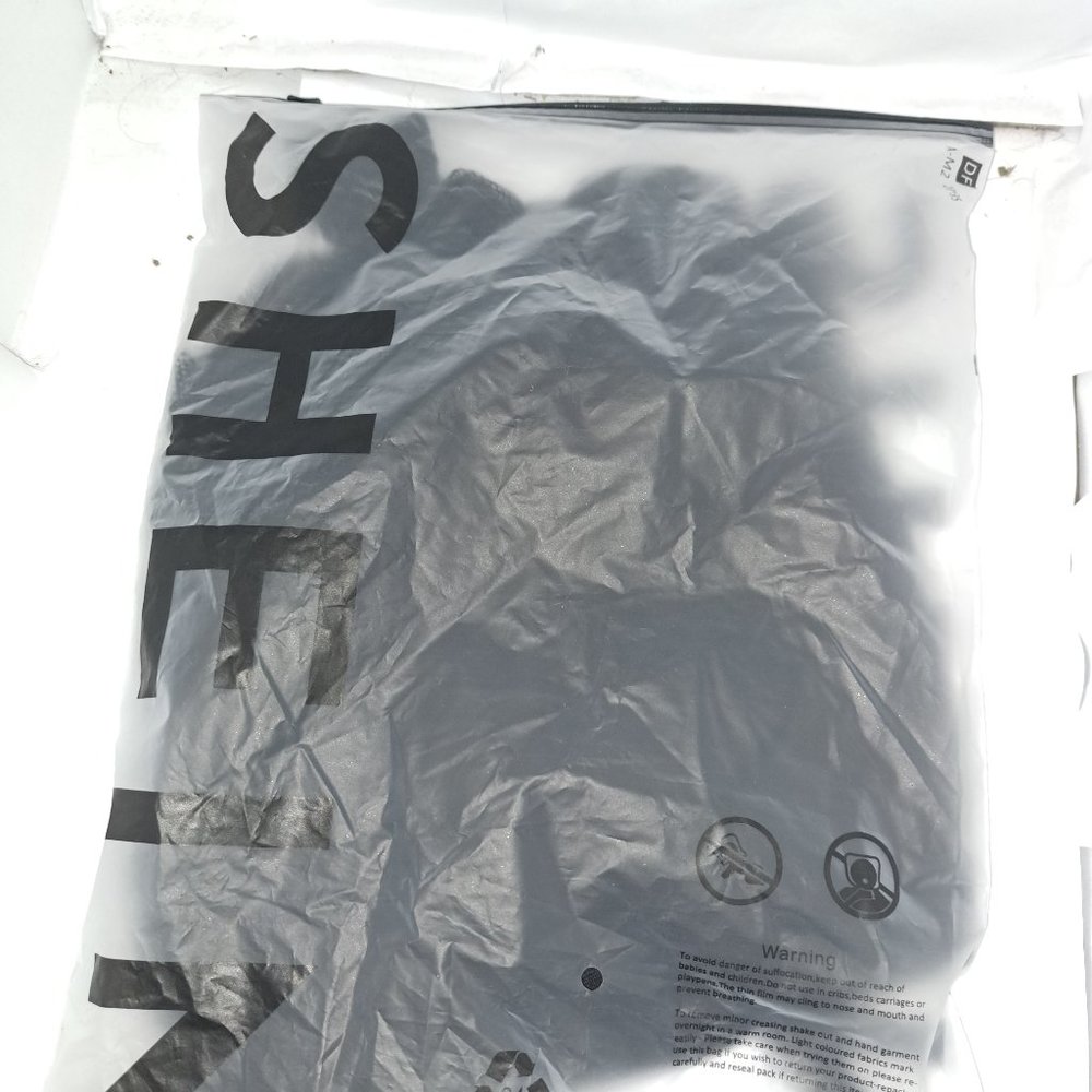 New SHEIN Floral Lace Trim Tee Small